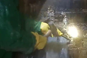 许昌消防水池堵漏施工视频